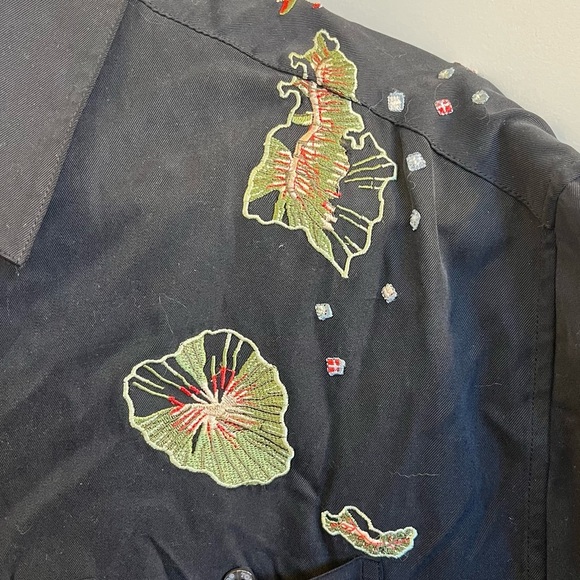 Tori Richard Embroidered Christmas Aloha Silk Blend Shirt Size 2X - Picture 2 of 6